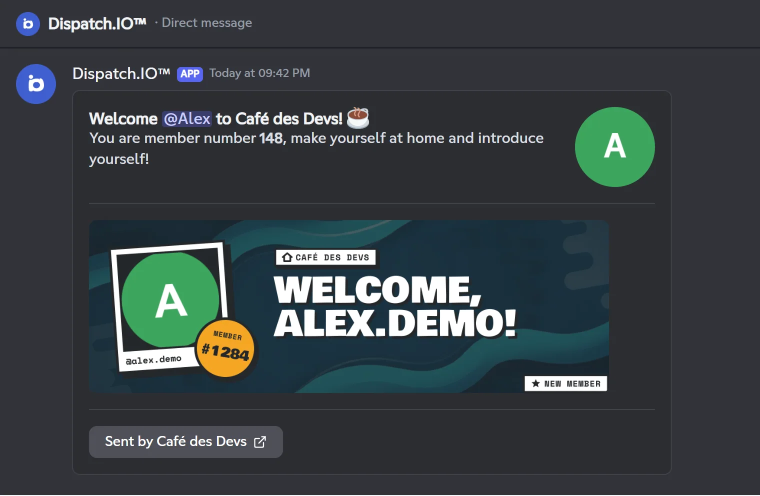 Direct message received by Alex: the welcome message and the "Sent by Café des Devs" button