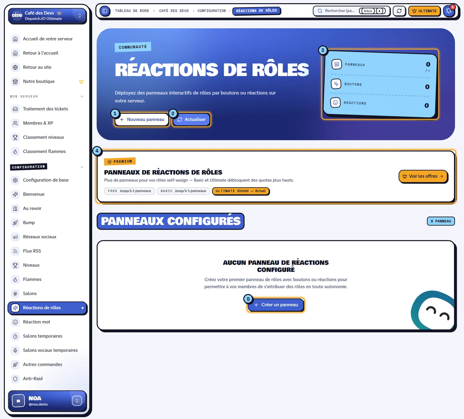 Aucun panneau pour l'instant sur Café des Devs. Page Réactions de rôles sans panneau, avec le bouton Nouveau panneau et les indicateurs